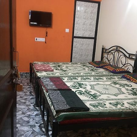 Fernandes Guest House Калангут Экстерьер фото